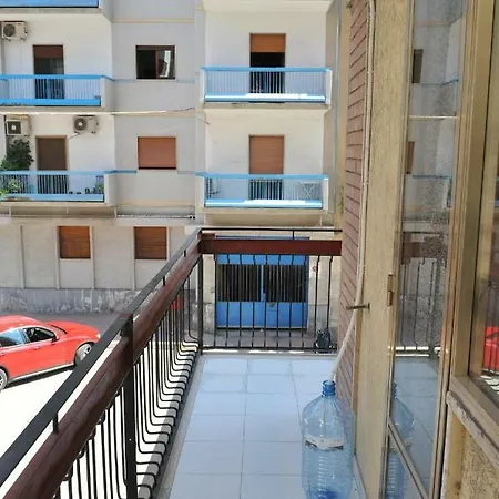 Lägenhet Casa Sarahouse Taranto