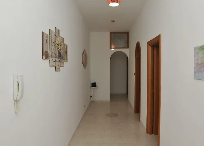 Casa Sarahouse アパート