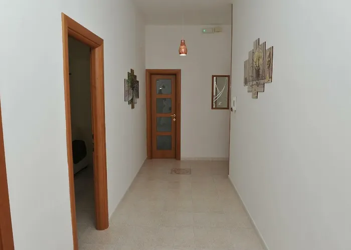 Casa Sarahouse アパート