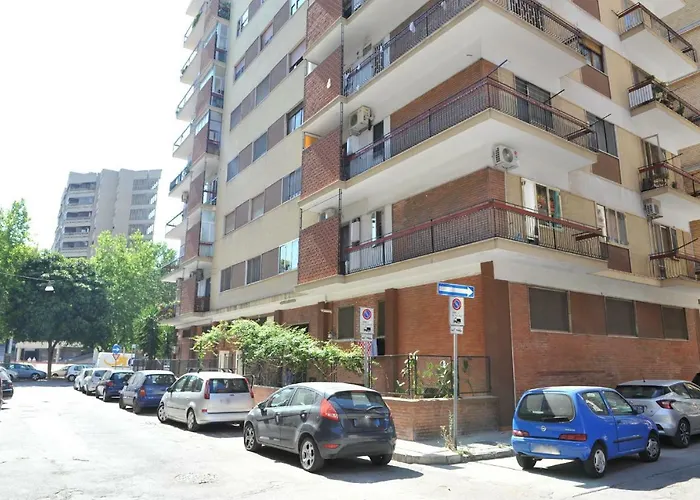 Casa Sarahouse * タラント